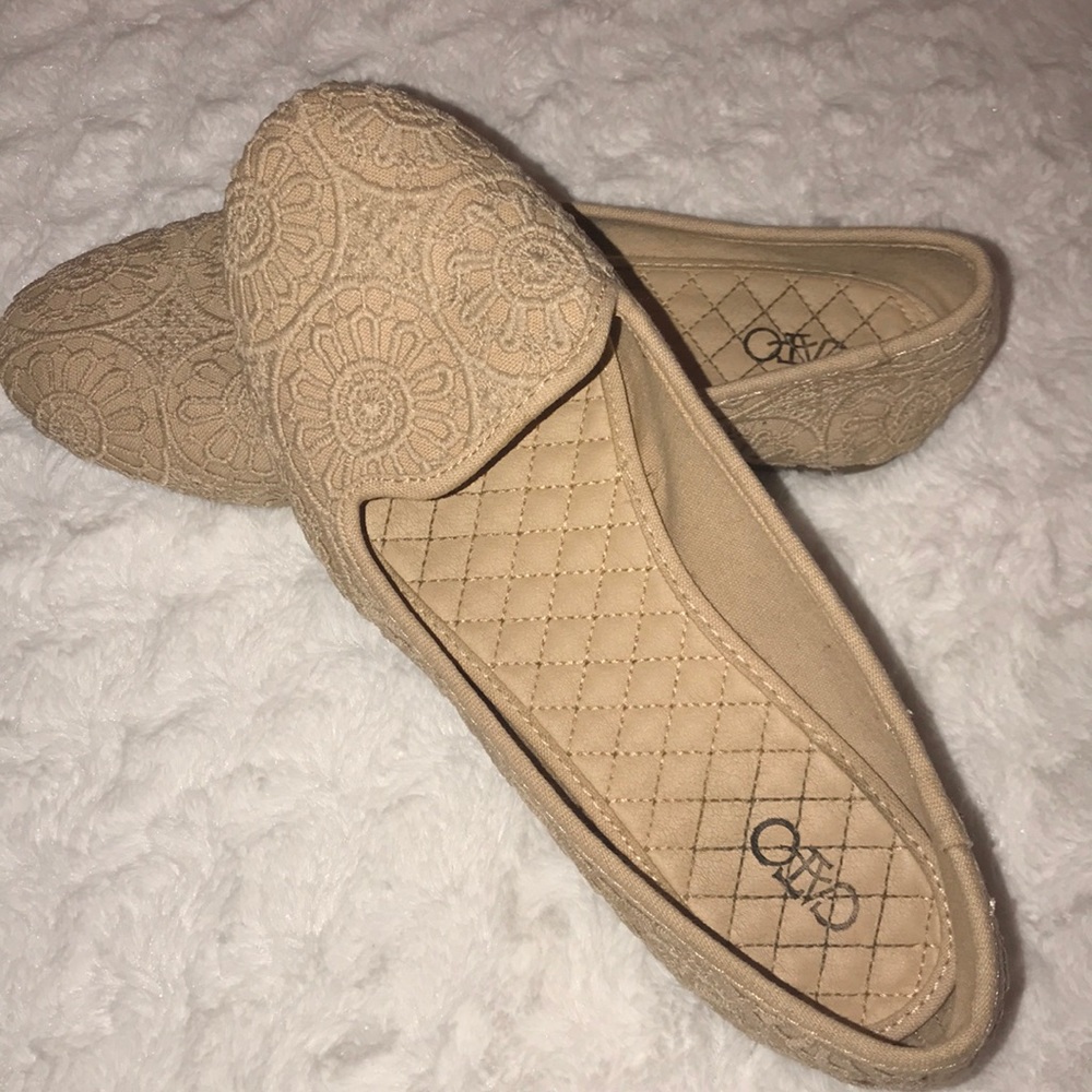 crochet tan flats